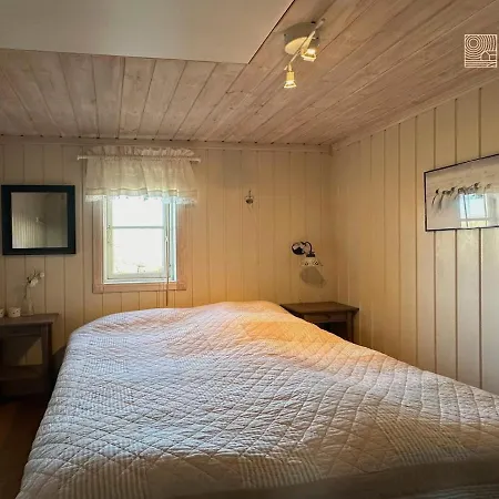 Cozy Mountain With Sauna, Fireplace & Bbq Flå